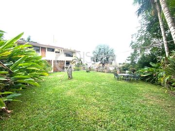 PRECIOSA CASA EN VENTA EN FRACC. JARDINES CON MUCHO JARDÍN