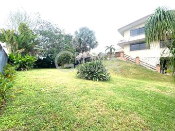 PRECIOSA CASA EN VENTA EN FRACC. JARDINES CON MUCHO JARDÍN