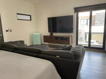 LUJOSA RESIDENCIA EN VENTA EN LA JOYA MAGNOLIA, MONTERREY