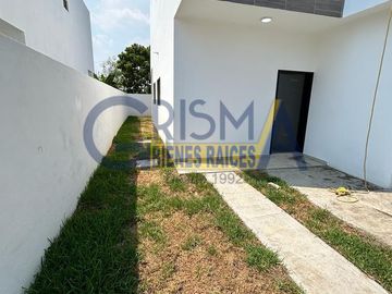 CASA NUEVA EN VENTA EN COLONIA DEL PUERTO