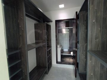 CASA EN VENTA EN FRACCIONAMIENTO LA HERRADURA