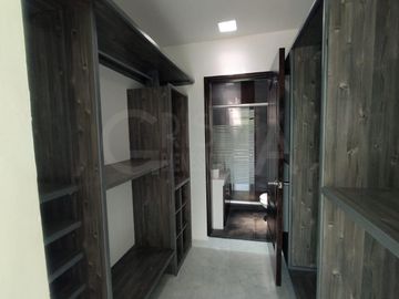 CASA EN VENTA EN FRACCIONAMIENTO LA HERRADURA