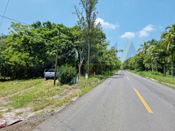 RANCHO CON TODAS LAS INSTALACIONES DE UNA  EMPACADORA DE LIMÓN.