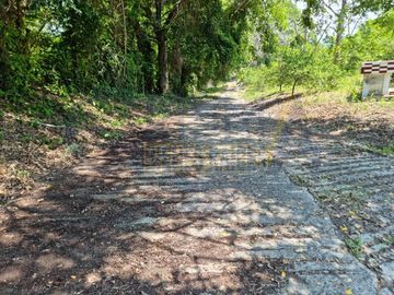 RANCHO CON TODAS LAS INSTALACIONES DE UNA  EMPACADORA DE LIMÓN.