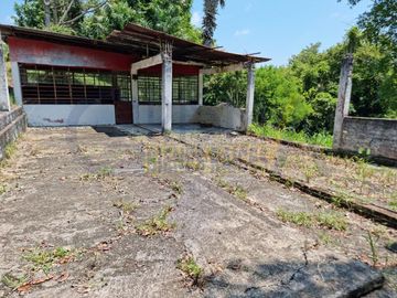 RANCHO CON TODAS LAS INSTALACIONES DE UNA  EMPACADORA DE LIMÓN.