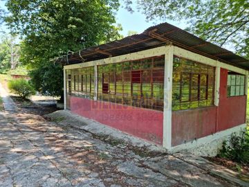 RANCHO CON TODAS LAS INSTALACIONES DE UNA  EMPACADORA DE LIMÓN.