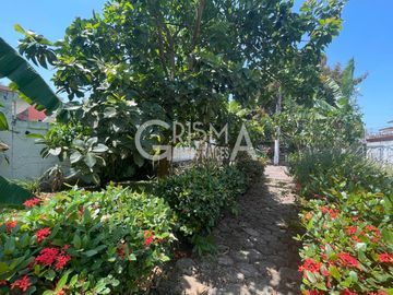 TERRENO EN VENTA EN COL. JARDINES CON BARDA Y POZO