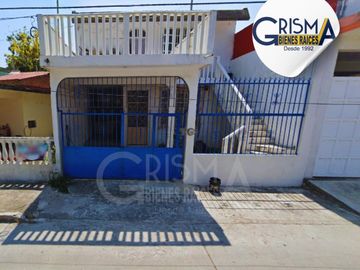CASA EN VENTA EN COLONIA BENITO JUÁREZ