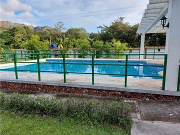 PLAYA CARACOL / CHAME / 300 M2 / JACUZZI / TERRAZA / LINEA BLANCA