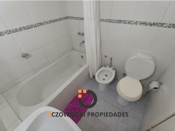 VENTA CASA 4 AMB ZONA CENTRO VILLA GESELL