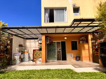 Venta Casa 3 Ambientes RETASADA  Los Robles Mtg