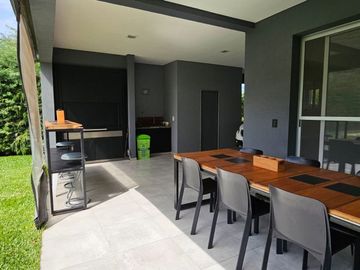 Casa en venta 6 amb. 824m2 Barrio Fincas de Hudson