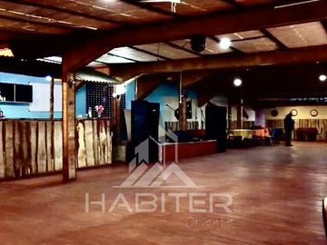 Local Comercial en Venta en Centro de eventos Puquillihue