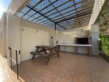 SE VENDE DEPARTAMENTO EN CONDOMINIO ARBOLEDA, QUILPUÉ