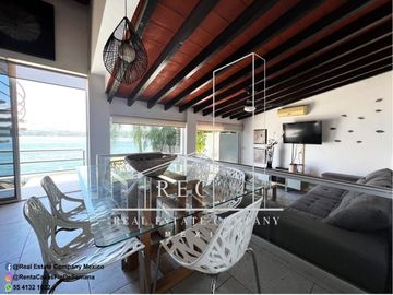 ¡Espectacular casa en venta frente al Lago! - Recibe rentas de +$80,000 mensuale
