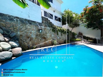¡Espectacular casa en venta frente al Lago! - Recibe rentas de +$80,000 mensuale