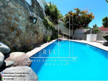 ¡Espectacular casa en venta frente al Lago! - Recibe rentas de +$80,000 mensuale