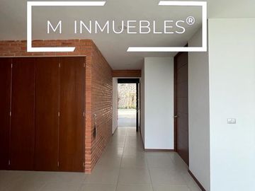 Departamento con vista en venta en Mirasoles
