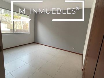 Departamento con vista en venta en Mirasoles
