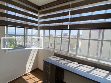 Excepcional casa en venta en Misión San Diego