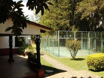 Casa club en venta en carretera Pátzcuaro-Quiroga