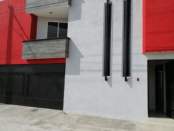 Casa en venta Morelia, Defensores de Puebla.