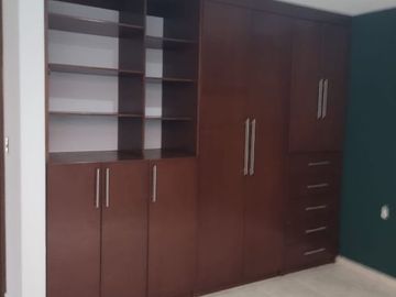 Casa en venta en Col. Defensores de Puebla