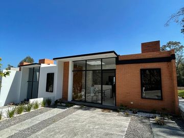 Casa en venta Morelia, Fraccionamiento Mirasoles.