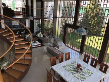 Invierte en Metepec: casa para remodelar en privada de alta gama