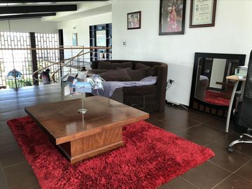 Invierte en Metepec: casa para remodelar en privada de alta gama