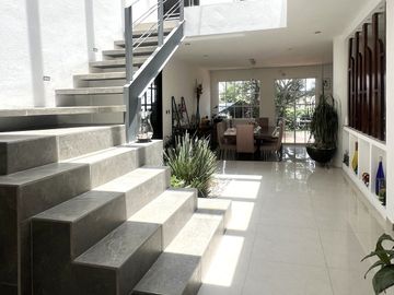 Casa en venta Sayavedra, 4 recámaras, remodelada