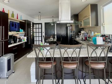 Casa en venta Sayavedra, 4 recámaras, remodelada
