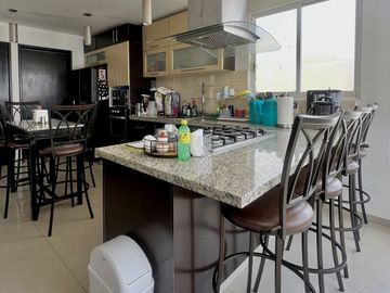 Casa en venta Sayavedra, 4 recámaras, remodelada