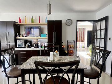 Casa en venta Sayavedra, 4 recámaras, remodelada