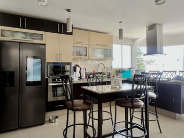 Casa en venta Sayavedra, 4 recámaras, remodelada