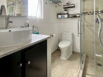 Casa en venta Sayavedra, 4 recámaras, remodelada