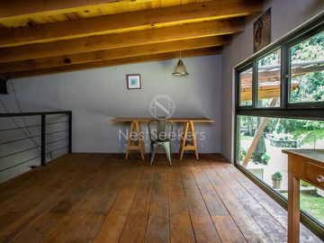 CASA EN VENTA CON ENTORNO DE BOSQUE