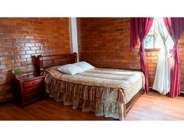 SE VENDE CASA CAMPESTRE EN LA AVENIDA CENTENARIO - NORTE DE ARMENIA