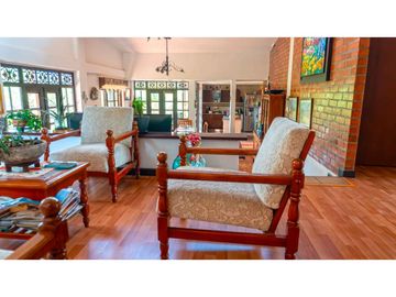SE VENDE CASA CAMPESTRE EN LA AVENIDA CENTENARIO - NORTE DE ARMENIA