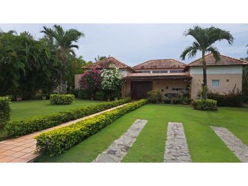 RIO HATO / COSTA BLANCA GOLF & VILLAGE DECAMERON / 975 M2