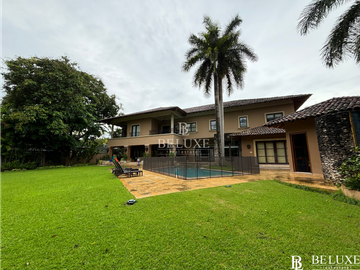 VENTA DE CASA EN ALTOS DEL GOLF  (17)