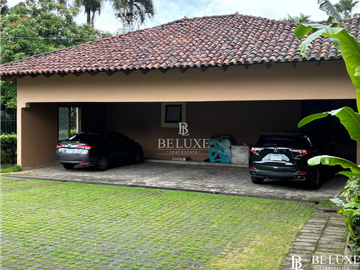 VENTA DE CASA EN ALTOS DEL GOLF  (17)