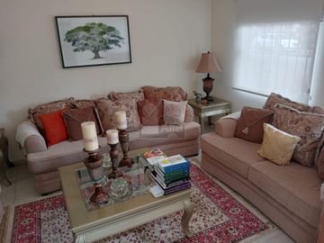 Casa en venta URBI HACIENDAS LOMAS, Calimaya, Estado de México.