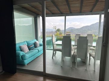 SE VENDE CASA UBICADA EN EL RETIRO