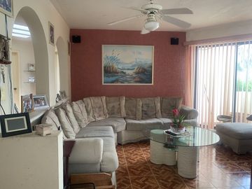 CASA VENTA EN JURICA CAMPESTRE QUERETARO