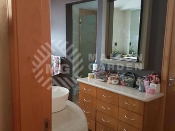 Casa en Renta en La Estadía con Alberca, Terrazas y Cancha de Fútbol