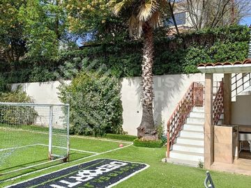 Casa en Renta en La Estadía con Alberca, Terrazas y Cancha de Fútbol