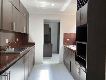 CASA TRADICIONAL EN BENEDICTINOS ENVIGADO