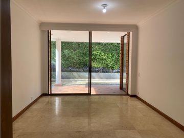 CASA TRADICIONAL EN BENEDICTINOS ENVIGADO