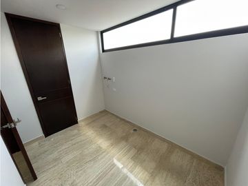 Casa En Venta En Parque Guanajuato Lomas De Angelópolis